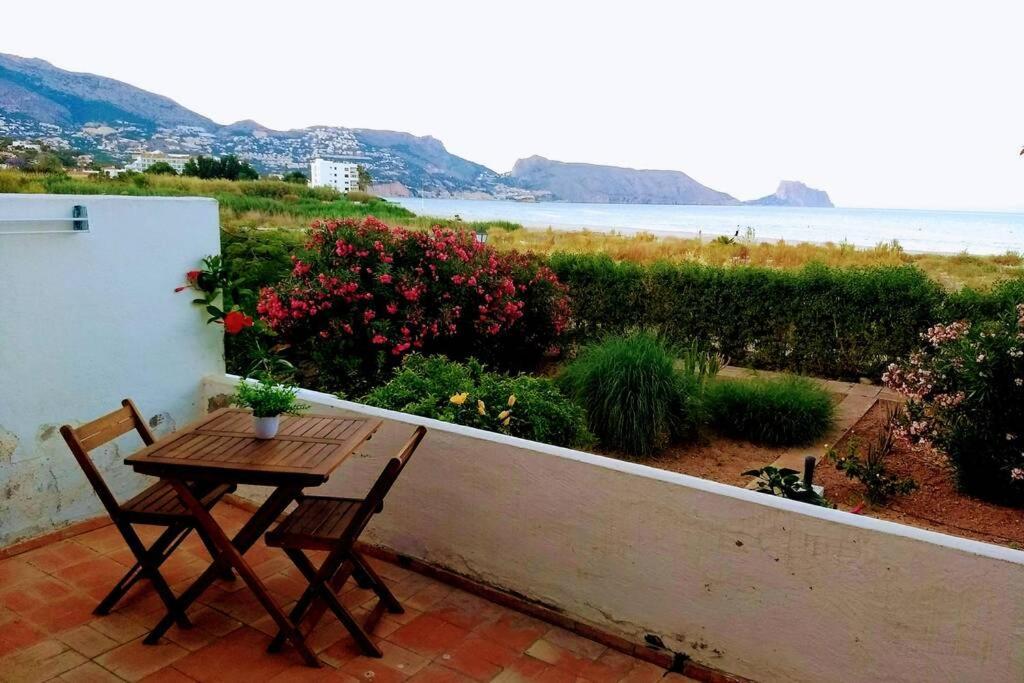 Beachfront Apt! Ac - Pool - Parking Διαμέρισμα Αλτέα Εξωτερικό φωτογραφία