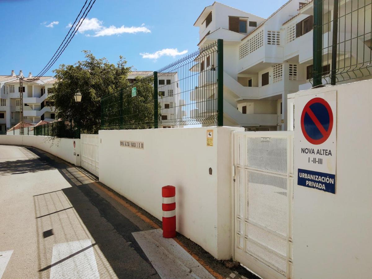 Beachfront Apt! Ac - Pool - Parking Διαμέρισμα Αλτέα Εξωτερικό φωτογραφία